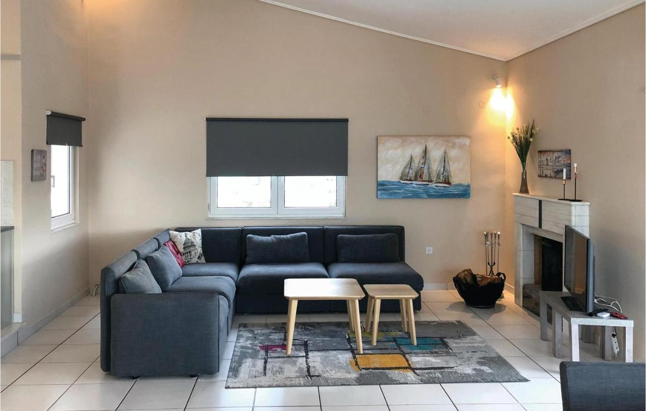 Amazing Home In Chalkida With Wifi Zewnętrze zdjęcie